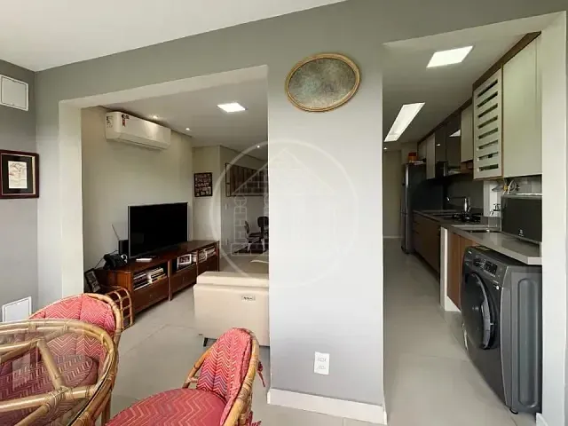 Apartamento 3 quartos e 2 banheiros, à venda, no bairro Vila Isa em São Paulo