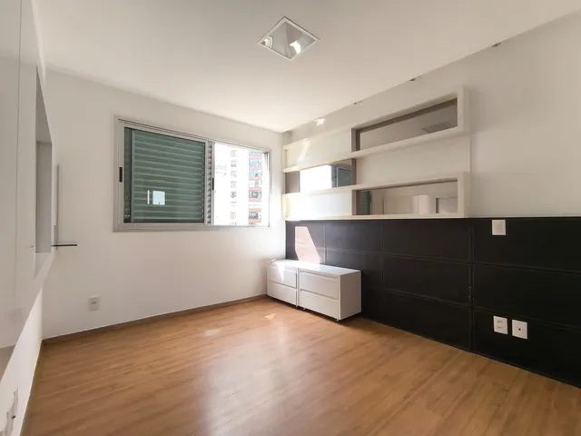 Apartamento 3 quartos e 2 banheiros, à venda, no bairro Gleba Palhano em Londrina