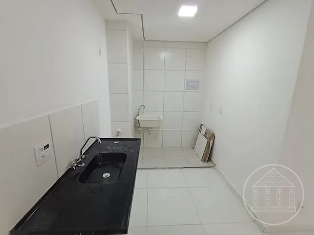 Apartamento 2 quartos e 1 banheiro, para alugar, no bairro Usina Piratininga em São Paulo
