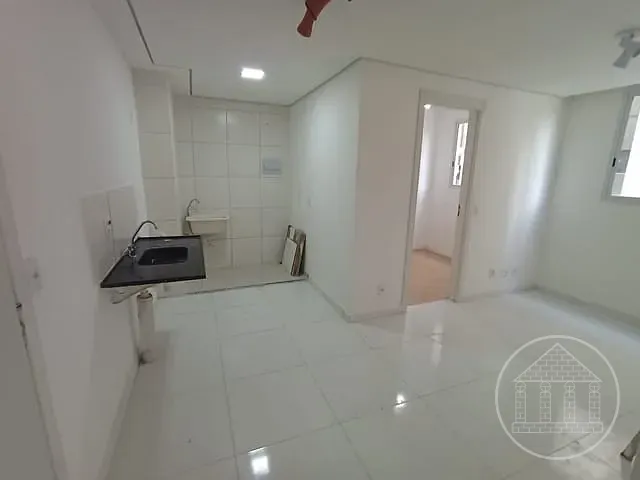 Apartamento 2 quartos e 1 banheiro, para alugar, no bairro Usina Piratininga em São Paulo