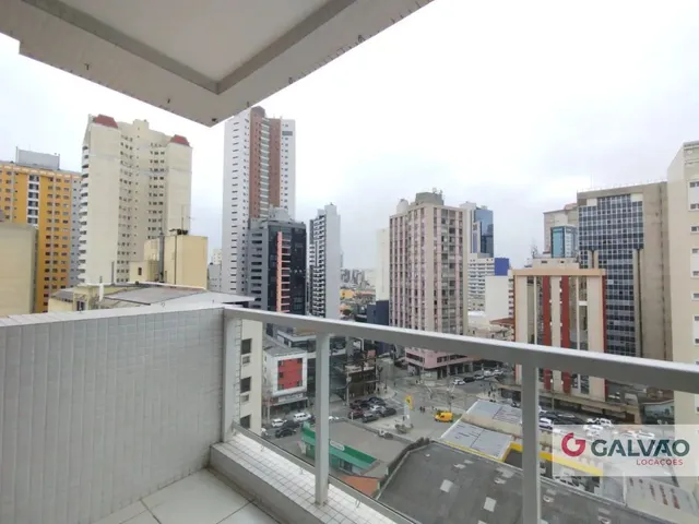 Apartamento 1 quarto e 1 banheiro, para alugar, no bairro Centro em Curitiba