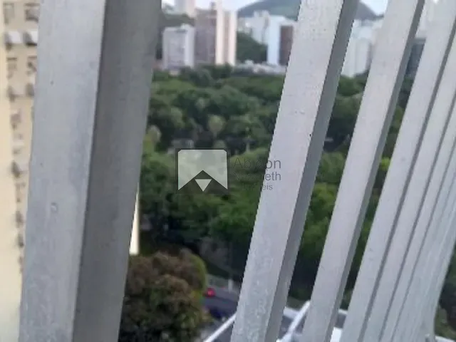 Apartamento com 90m² 1 quarto e 2 banheiros, à venda, no bairro Icaraí em Niterói