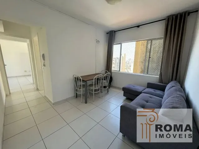 Apartamento 1 quarto e 1 banheiro, para alugar, no bairro Centro em Curitiba