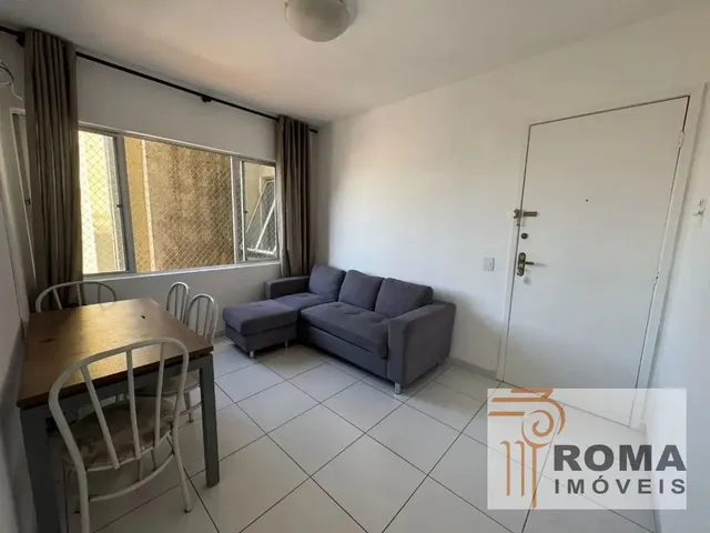 Apartamento 1 quarto e 1 banheiro, para alugar, no bairro Centro em Curitiba