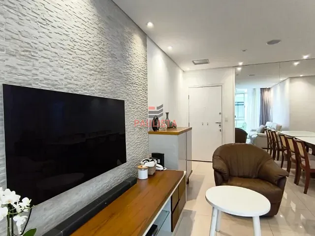 Apartamento 3 quartos e 2 banheiros, à venda, no bairro Aclimação em São Paulo