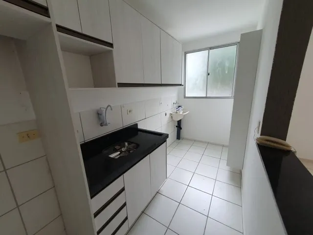 Apartamento com 81m² 2 quartos e 1 banheiro, para alugar, no bairro Gleba Fazenda Palhano em Londrina