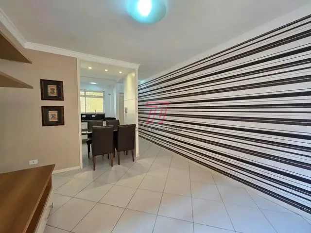 Apartamento 2 quartos e 1 banheiro, para alugar, no bairro Novo Mundo em Curitiba