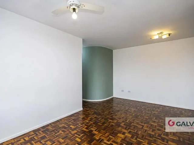 Apartamento 2 quartos e 1 banheiro, para alugar, no bairro Rebouças em Curitiba