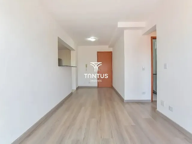 Apartamento 2 quartos e 1 banheiro, à venda, no bairro Boqueirão em Curitiba