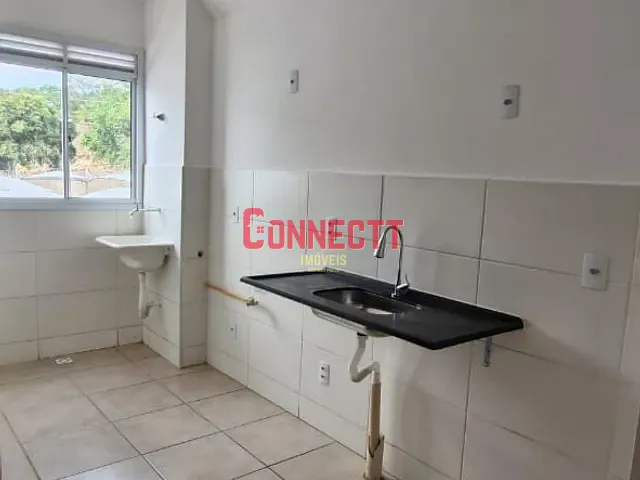 Apartamento com 42m² 2 quartos e 1 banheiro, à venda, no bairro Chácaras Pedro Corrêa de Carvalho em Ribeirão Preto