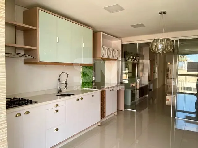 Apartamento com 179m² 2 quartos e 2 banheiros, para alugar, no bairro Centro em Chapecó