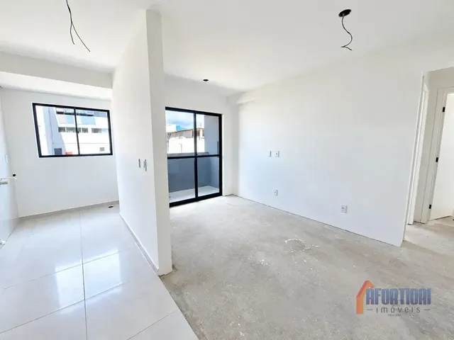Apartamento 2 quartos e 1 banheiro, à venda, no bairro Afonso Pena em São José Dos Pinhais
