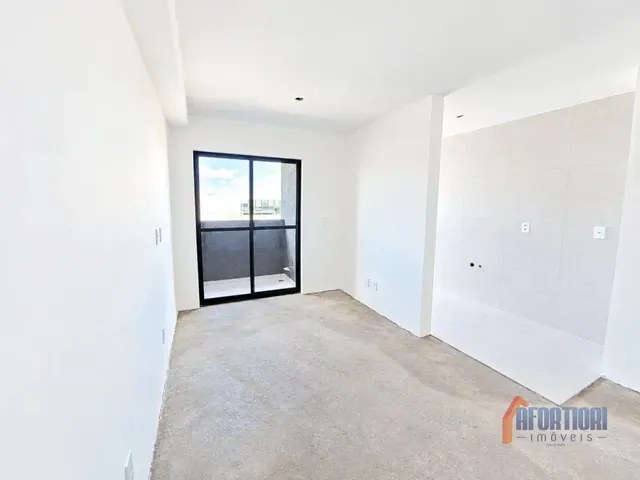 Apartamento 2 quartos e 1 banheiro, à venda, no bairro Afonso Pena em São José Dos Pinhais