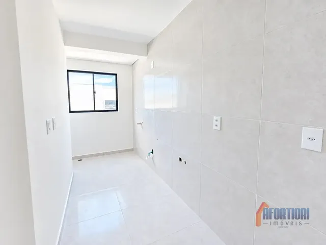 Apartamento 2 quartos e 1 banheiro, à venda, no bairro Afonso Pena em São José Dos Pinhais