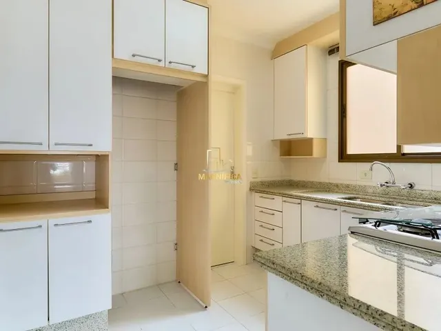 Apartamento 3 quartos e 2 banheiros, à venda, no bairro Vila Izabel em Curitiba