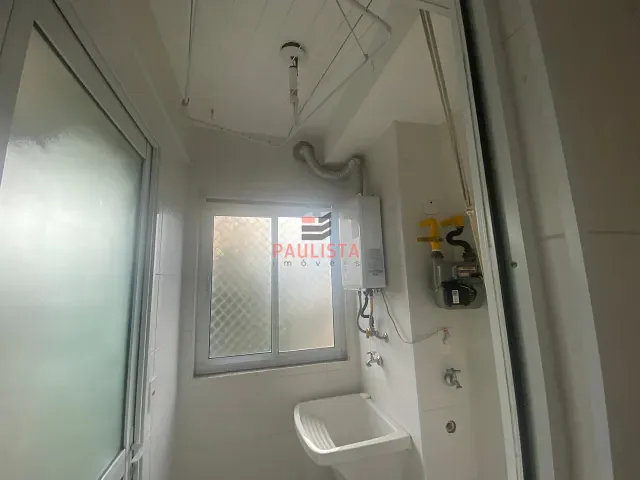 Apartamento 2 quartos e 2 banheiros, à venda ou para alugar, no bairro Mirandópolis em São Paulo