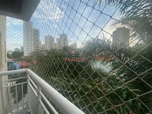Apartamento 2 quartos e 2 banheiros, à venda ou para alugar, no bairro Mirandópolis em São Paulo