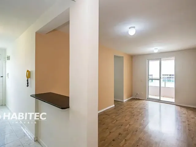 Apartamento 3 quartos e 3 banheiros, para alugar, no bairro Portão em Curitiba