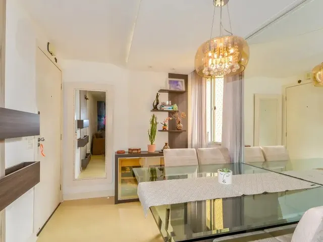 Apartamento 3 quartos e 2 banheiros, à venda, no bairro Cabral em Curitiba