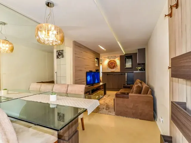 Apartamento 3 quartos e 2 banheiros, à venda, no bairro Cabral em Curitiba