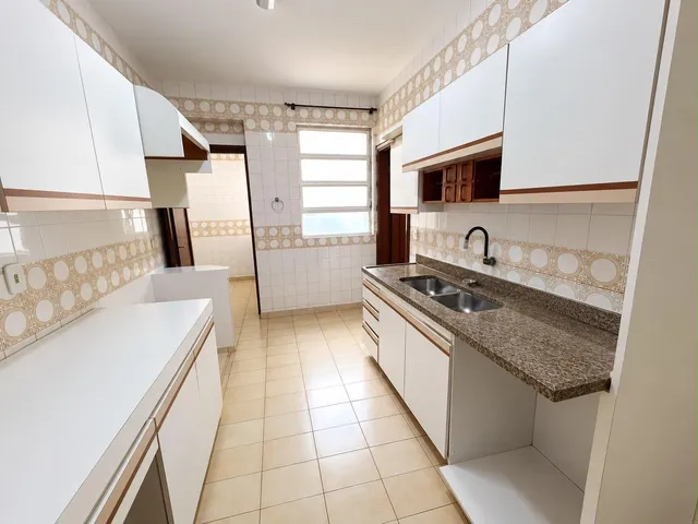 Apartamento 3 quartos e 3 banheiros, para alugar, no bairro Centro em Londrina