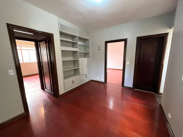 Apartamento 3 quartos e 3 banheiros, para alugar, no bairro Centro em Londrina