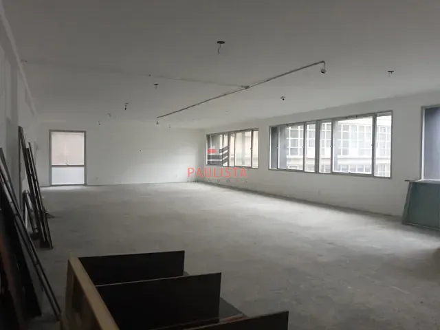 Conjunto comercial para alugar, no bairro Bela Vista em São Paulo