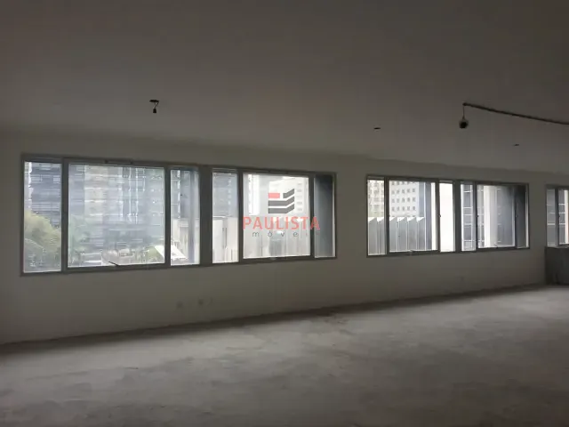 Conjunto comercial para alugar, no bairro Bela Vista em São Paulo