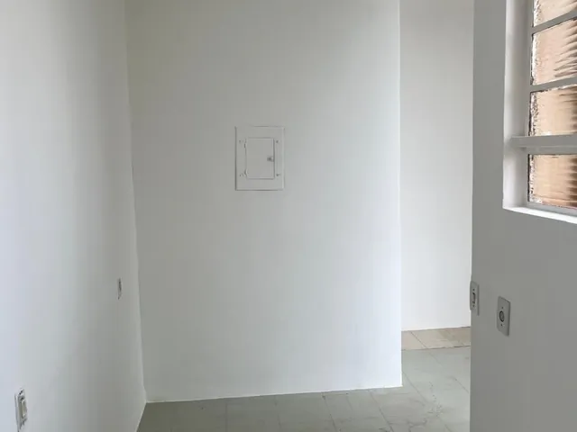 Apartamento com 204m² 3 quartos e 2 banheiros, à venda, no bairro Centro em Londrina