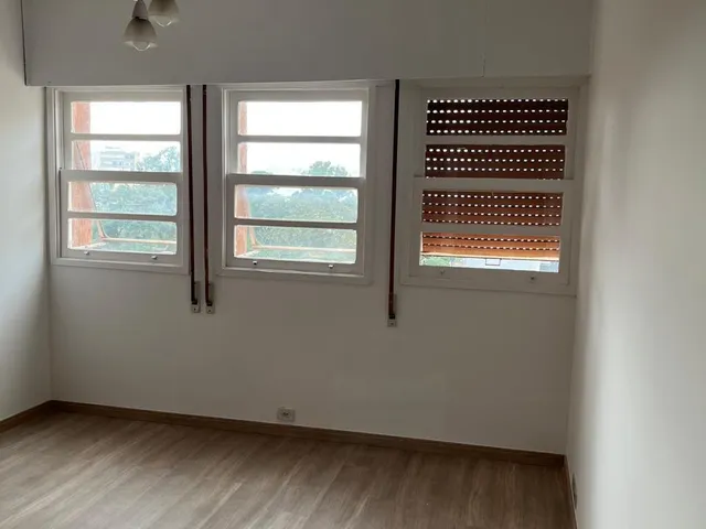 Apartamento com 204m² 3 quartos e 2 banheiros, à venda, no bairro Centro em Londrina