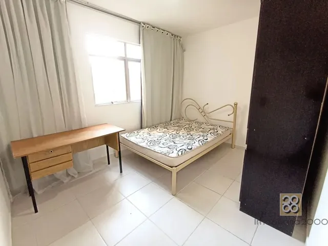 Apartamento 1 quarto e 1 banheiro, para alugar, no bairro Centro em Curitiba