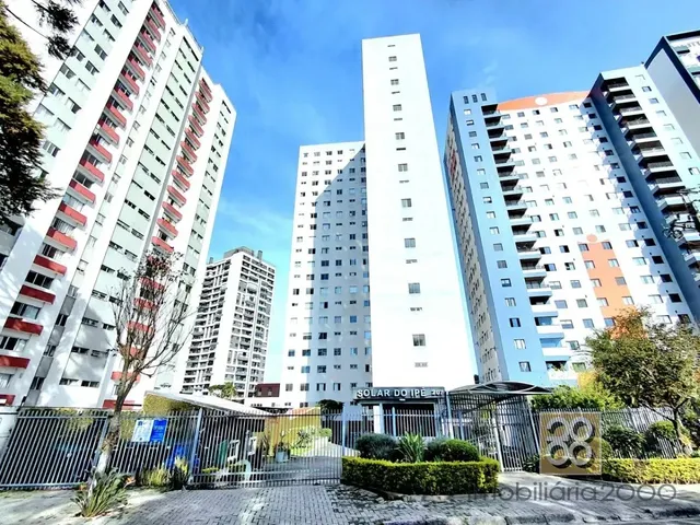 Apartamento 2 quartos e 1 banheiro, para alugar, no bairro Cristo Rei em Curitiba