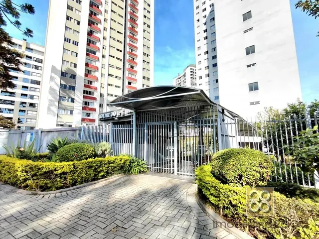 Apartamento 2 quartos e 1 banheiro, para alugar, no bairro Cristo Rei em Curitiba