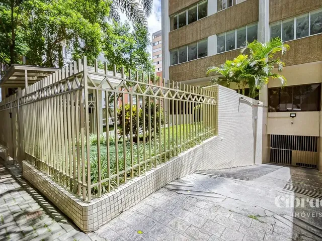 Apartamento 4 quartos e 4 banheiros, à venda, no bairro Água Verde em Curitiba