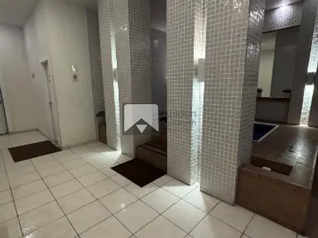 Apartamento com 70m² 2 quartos e 1 banheiro, à venda, no bairro Centro em Niterói