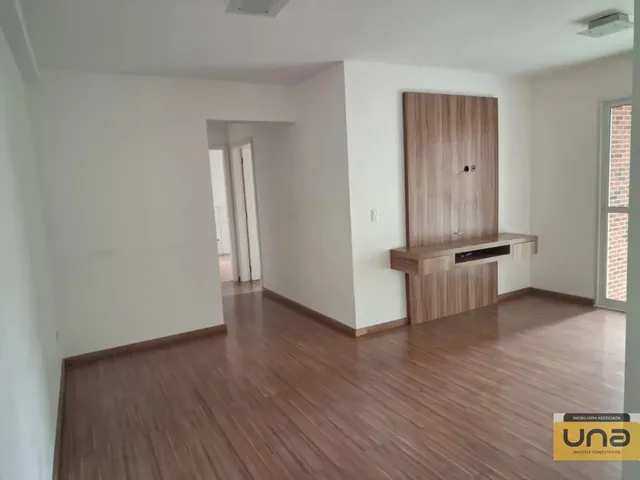 Apartamento 2 quartos e 1 banheiro, à venda, no bairro CENTRO em Curitiba