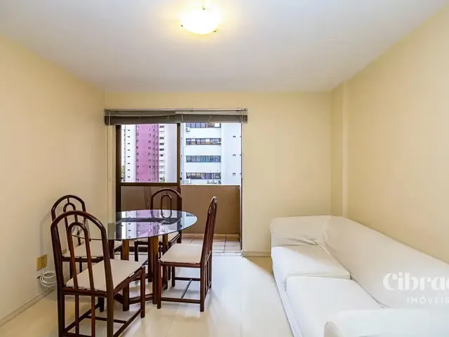 Apartamento 1 quarto e 1 banheiro, para alugar, no bairro Batel em Curitiba