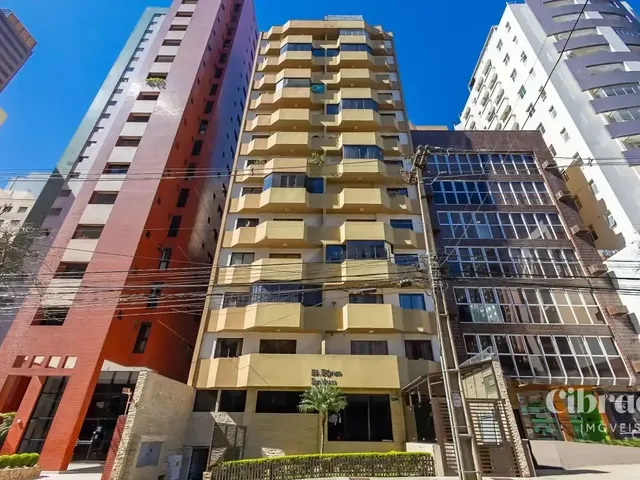 Apartamento 1 quarto e 1 banheiro, para alugar, no bairro Batel em Curitiba