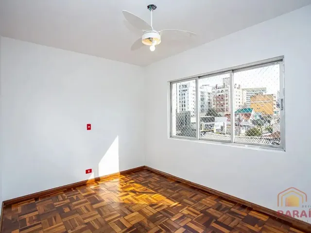 Apartamento 3 quartos e 2 banheiros, para alugar, no bairro Alto da Rua XV em Curitiba