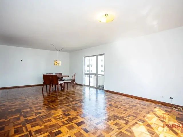 Apartamento 3 quartos e 2 banheiros, para alugar, no bairro Alto da Rua XV em Curitiba