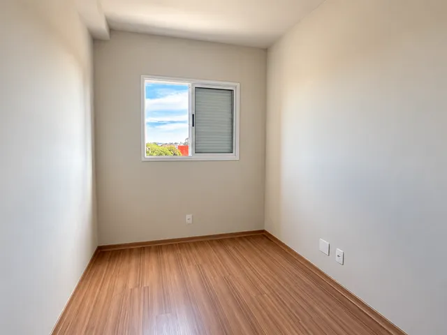 Apartamento com 53m² 2 quartos e 1 banheiro, para alugar, no bairro Jardim Santo Amaro em Cambé