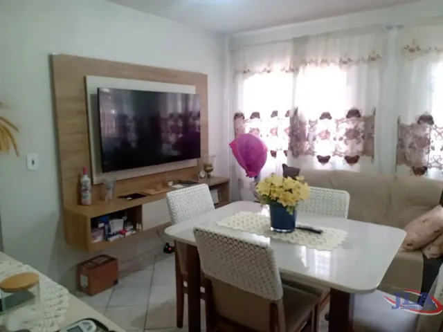 Apartamento 2 quartos e 1 banheiro, à venda, no bairro Cidade Industrial em Curitiba