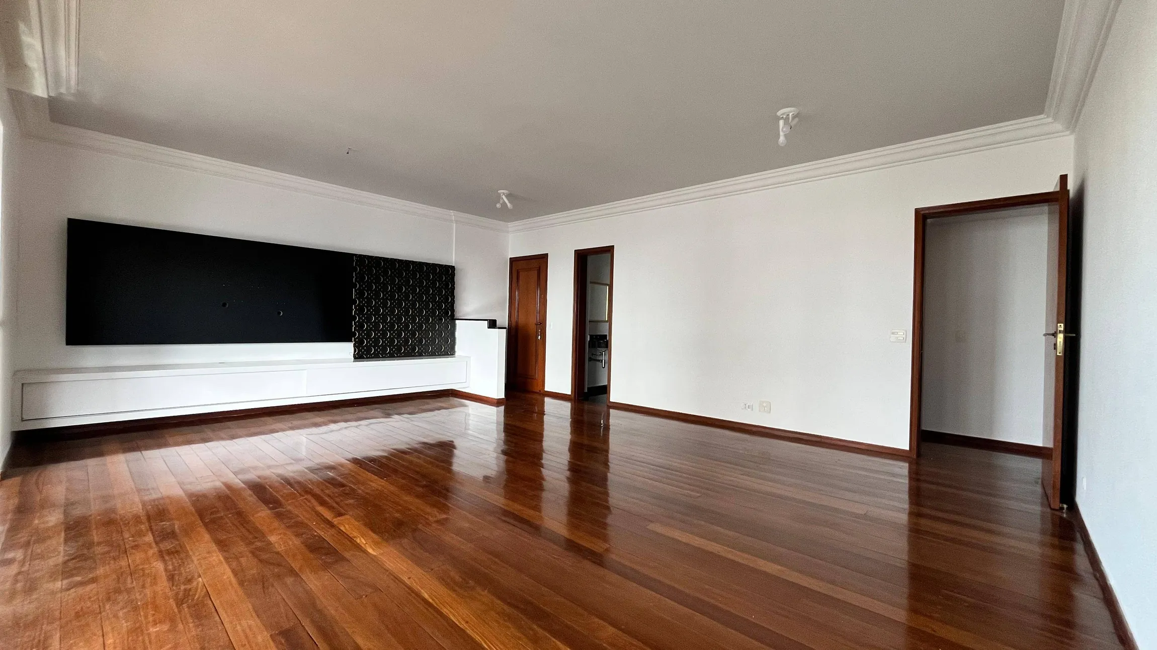 Apartamento, 4 quartos, 185 m² - Foto 2