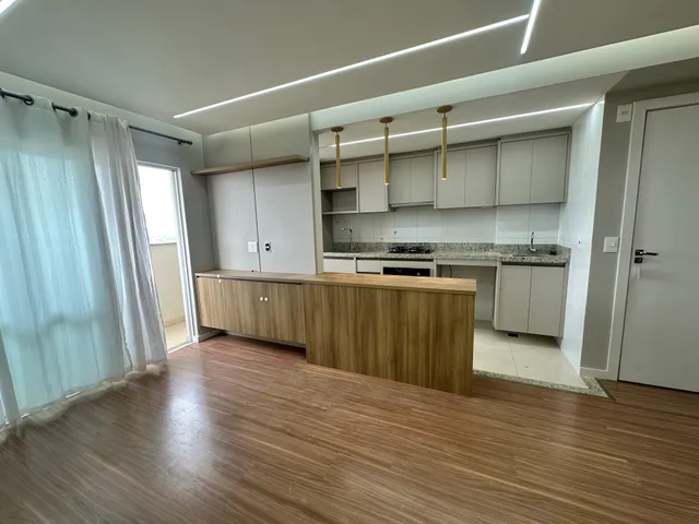 Apartamento com 133m² 3 quartos e 2 banheiros, para alugar, no bairro Jardim Shangri-la A em Londrina