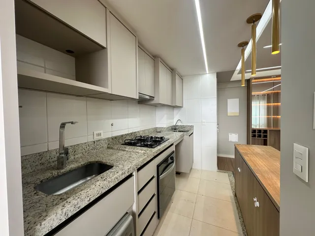 Apartamento com 133m² 3 quartos e 2 banheiros, para alugar, no bairro Jardim Shangri-la A em Londrina