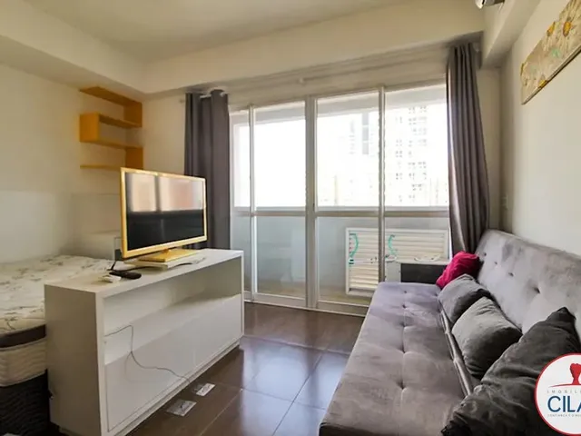 Apartamento 1 quarto e 1 banheiro, para alugar, no bairro Centro em Curitiba