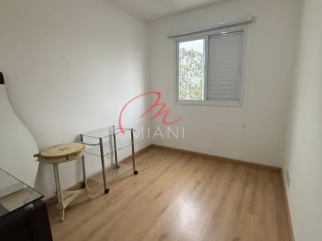 Apartamento 3 quartos e 2 banheiros, para alugar, no bairro Cidade São Francisco em São Paulo