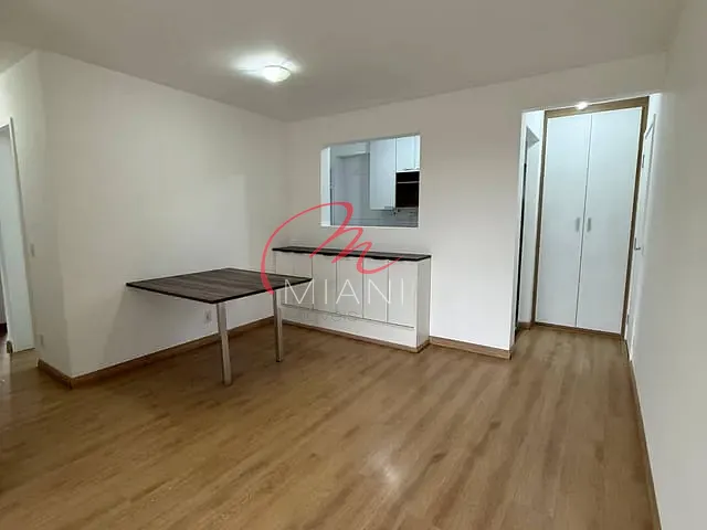Apartamento 3 quartos e 2 banheiros, para alugar, no bairro Cidade São Francisco em São Paulo