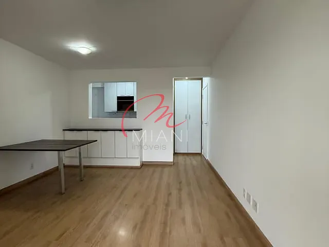 Apartamento 3 quartos e 2 banheiros, para alugar, no bairro Cidade São Francisco em São Paulo