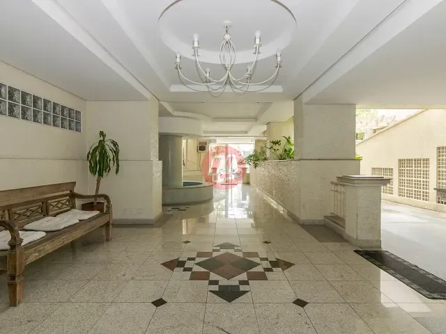 Apartamento com 135m² 2 quartos e 2 banheiros, à venda, no bairro Independência em Porto Alegre